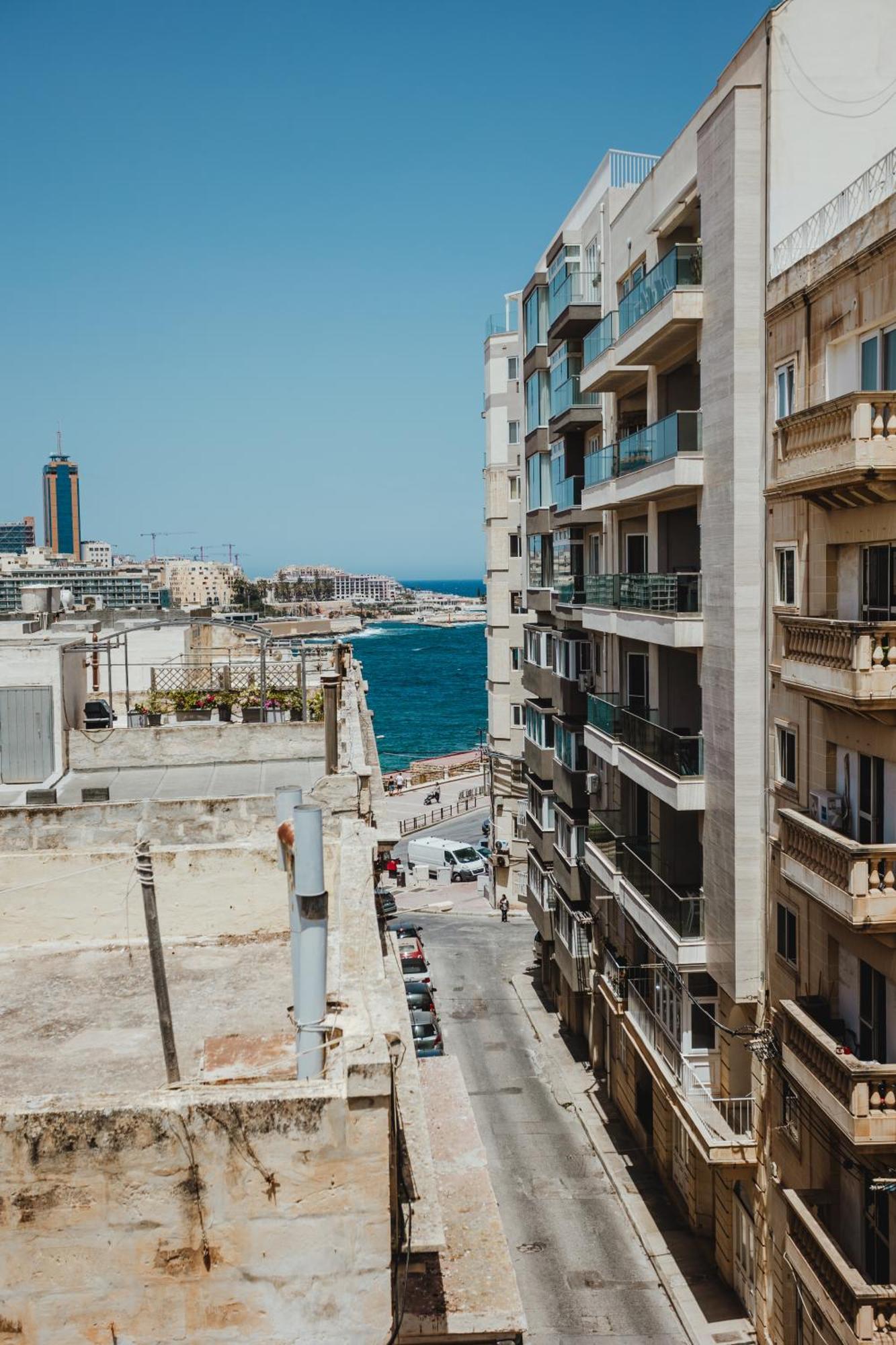 People & Places Σλιέμα Εξωτερικό φωτογραφία